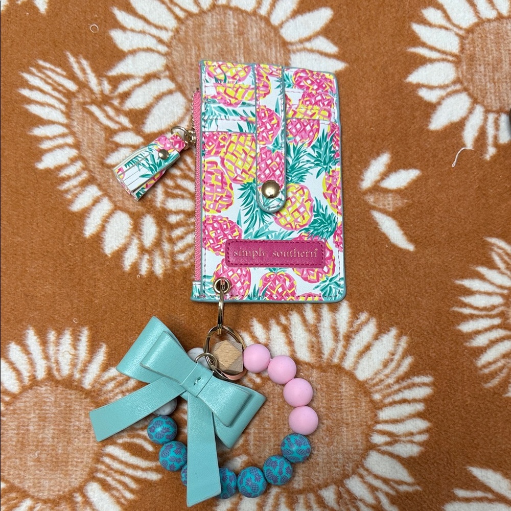 Simply Southern Pink & Mint Pineapple Kids Wristlet Keychain - MMAO